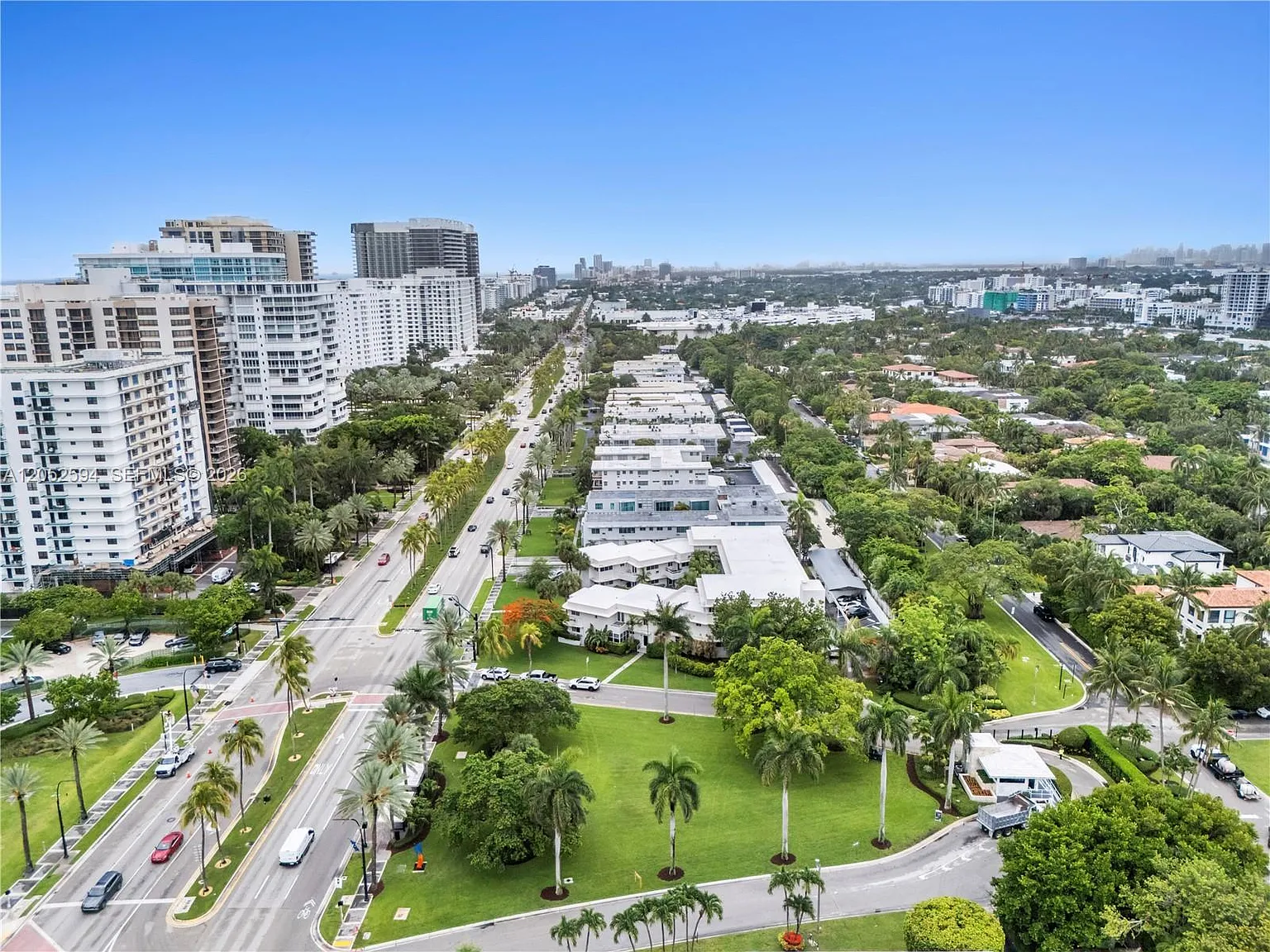 bal Harbour Res Sec — Photo 3
