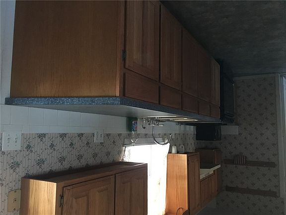 5th image of 107 Madison St #8450