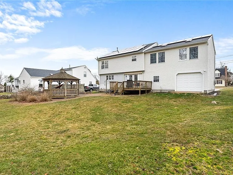 6 Pickering Dr — Photo 22