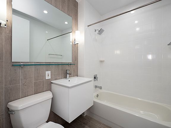 4th image of 50 Murray St APT 1204