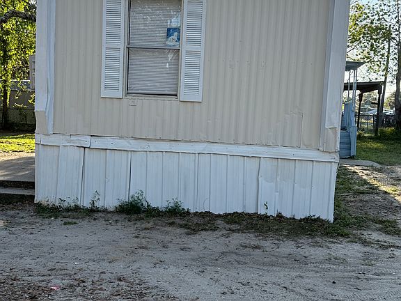 3rd image of 509 Bob Sikes Blvd #A