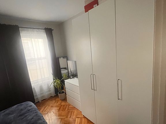 3rd image of 1249 72nd St APT 2R