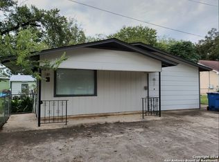 105 N Dickson St, Poth, TX 78147