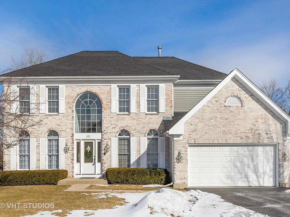 1st image of 681 Waverly Dr