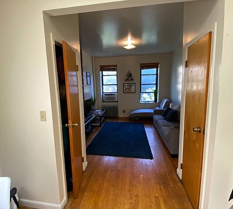 4th image of 444 E 78th St APT 17