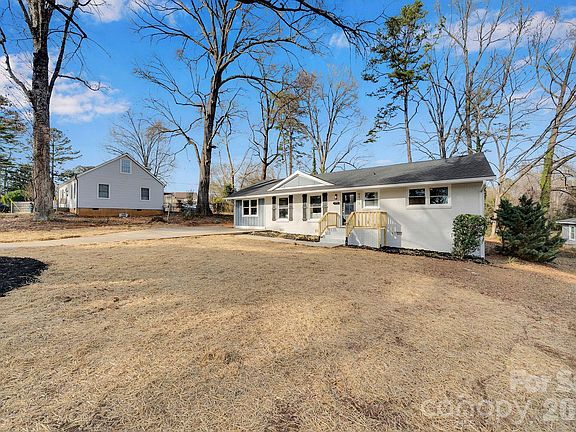 3rd image of 5413 Ruth Dr