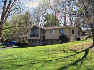 1035 Riddle Rd, Erwin, TN 37650