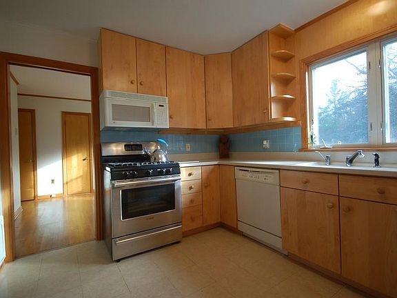 14 KITCHEN KETTLE