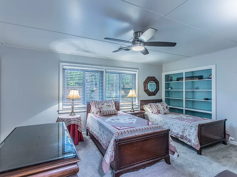 2518 Marlandwood Rd — Photo 15