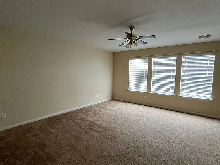 15202 Lynford Crest Dr — Photo 4
