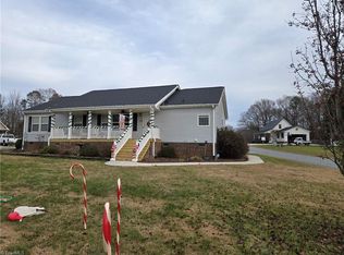 2584 Rowe Rd, Lexington, NC 27295