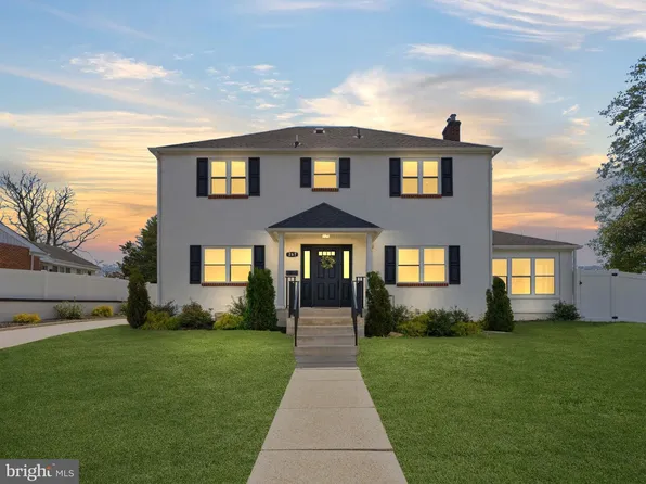 267 McCarthy Ave, Mantua, NJ 08051