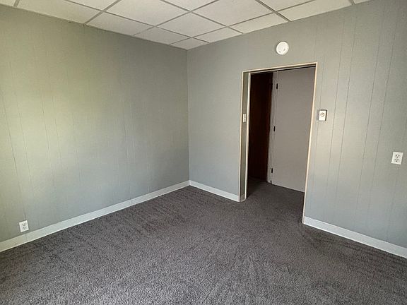5th image of 300 E 3rd St #B