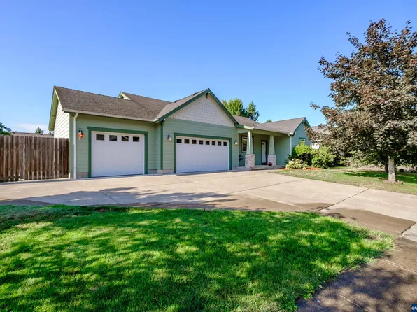 415 Burlwood Ave N, Monmouth, OR 97361