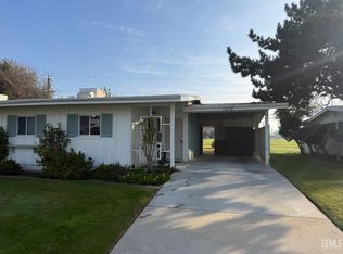 1012 Pebble Beach Dr, Bakersfield, CA 93309