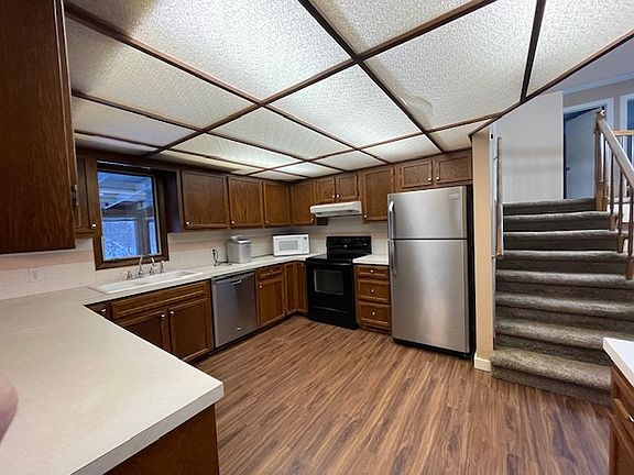 5th image of 8319 48th Ave