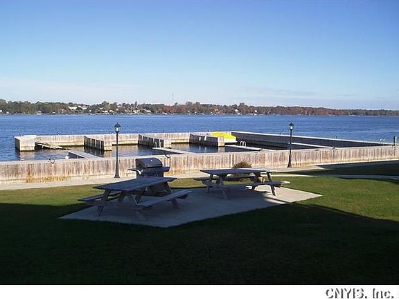 3rd image of 11 Dockside Dr