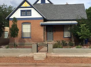 204 Edith Blvd NE, Albuquerque, NM 87102