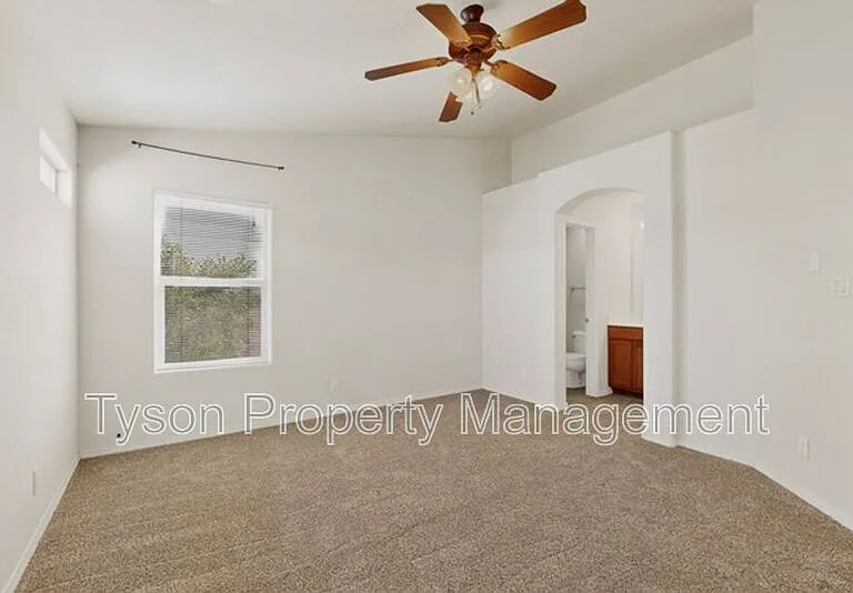 5648 Valle Alegre Pl NW — Photo 16