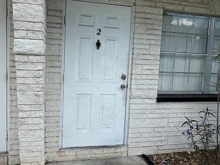 2502 Irene St #2 — Photo 7