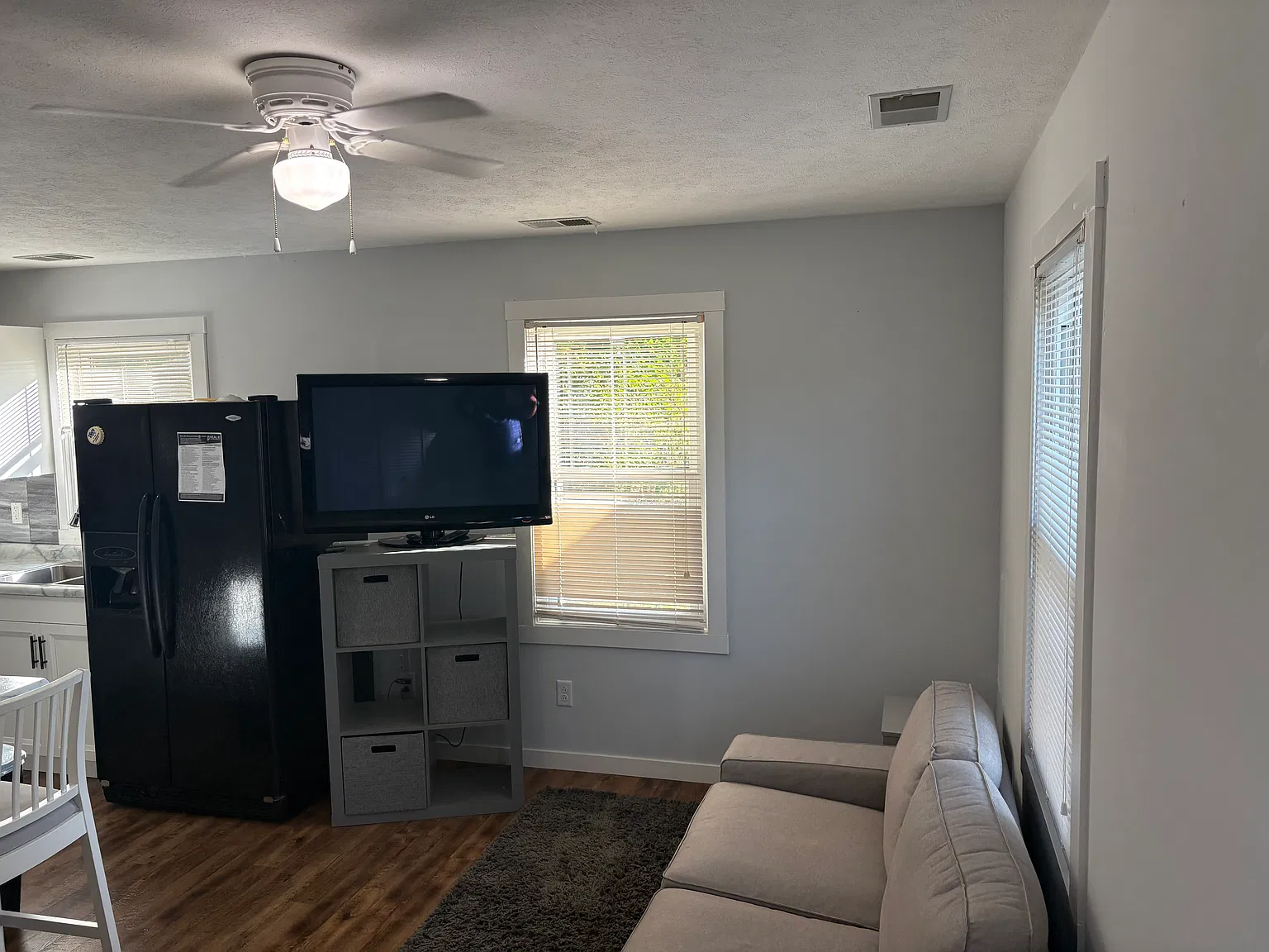1 bed, 640 sqft, $1,350 — Photo 3