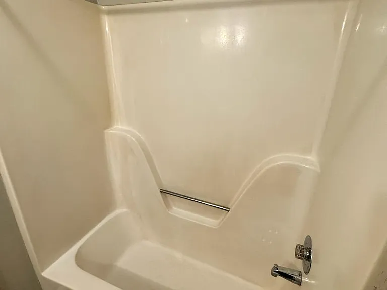 1808 Graymont Ln #B — Photo 10