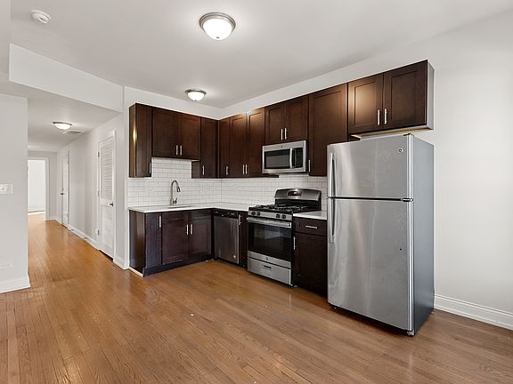 5th image of 7134 S Yates Blvd #3N