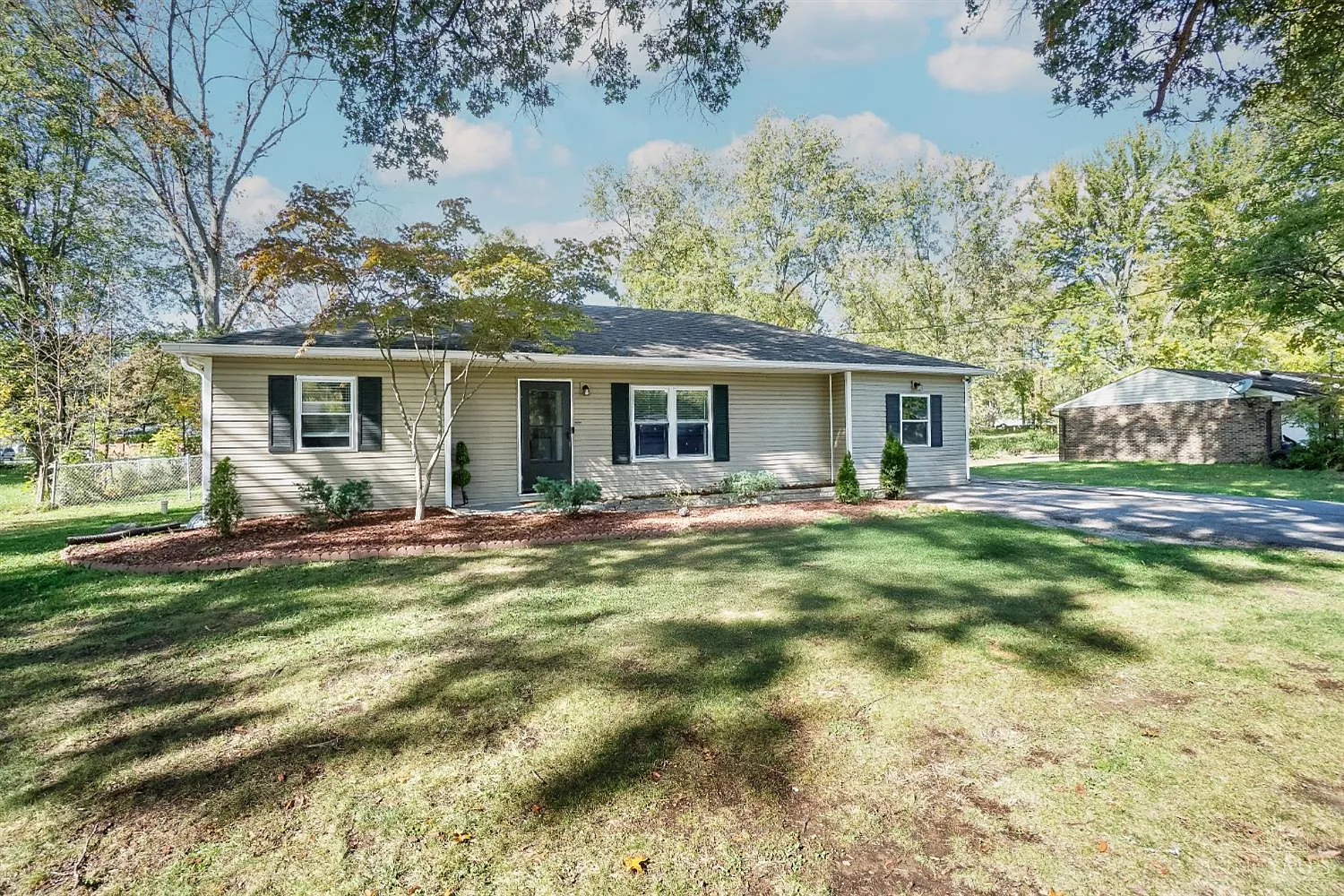 5731 Hilltop Way photo 1