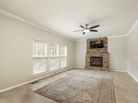 Family Room w/ Gas Fireplace
