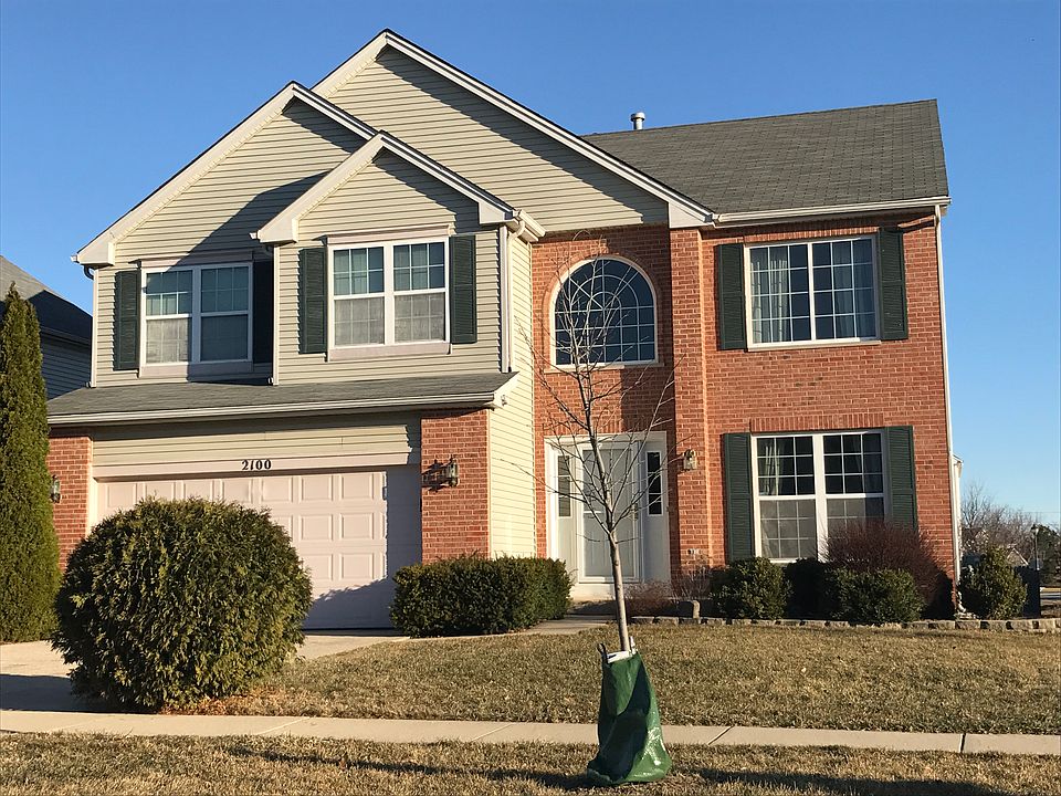 1st image of 2100 W Meadowview Dr
