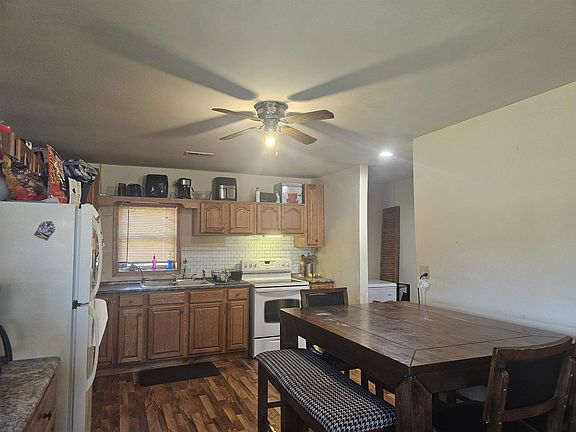 3rd image of 2613 W 2nd Street