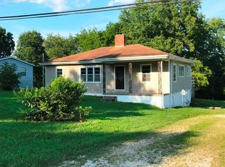 219 Irvine Rd, Clay City, KY 40312