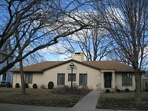2708 Western Ave photo 1