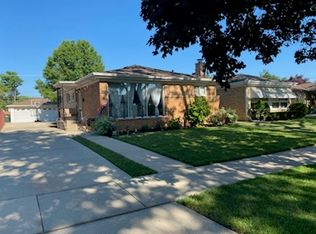 8517 N Olcott Ave, Niles, IL 60714