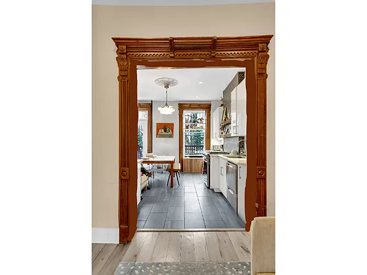 Rented by Compass | media 6