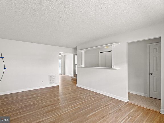 3rd image of 45730 Military Ln