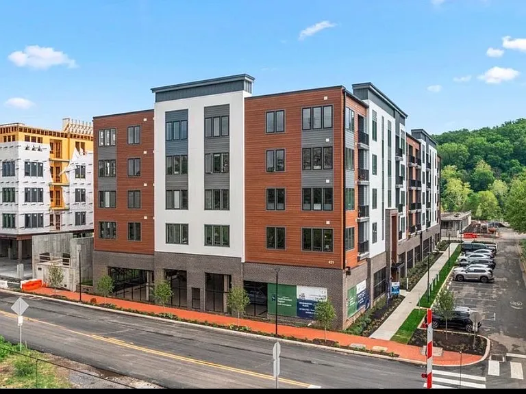 421 Washington St #1304 — Photo 1