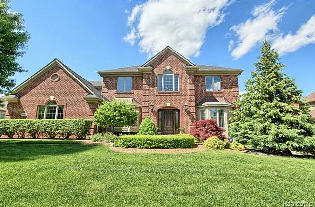 1st image of 16963 Highland Ln