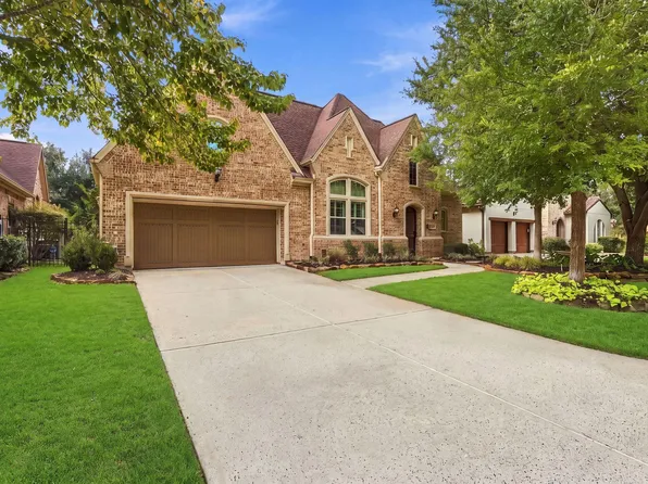 51 Woodglade Way, Tomball, TX 77375
