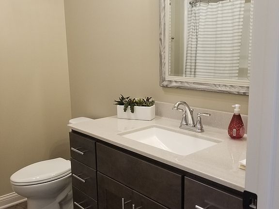 3rd image of 2656 Flagstone Dr