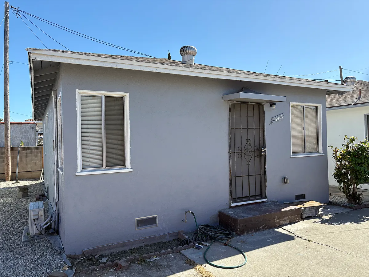 Building Photo - 3946 Delta Ave
