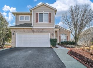 547 Kingsbrooke Xing, Bolingbrook, IL 60440