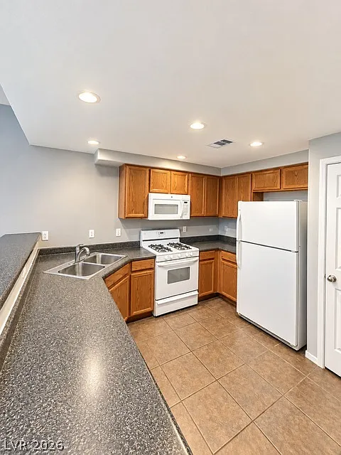 2 bed, 2.0 bath, 1121 sqft, $1,500 — Photo 3