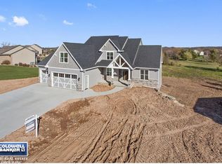 3732 N Rose Meadow Ln, Appleton, WI 54913