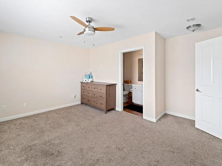5084 Guava Ave #111 — Photo 21