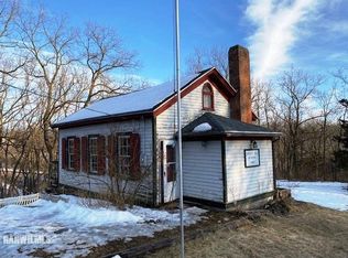 6793 N Hill Rd, Scales Mound, IL 61075