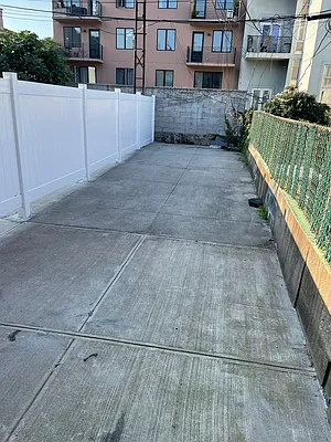 Rented by Owner | media 17