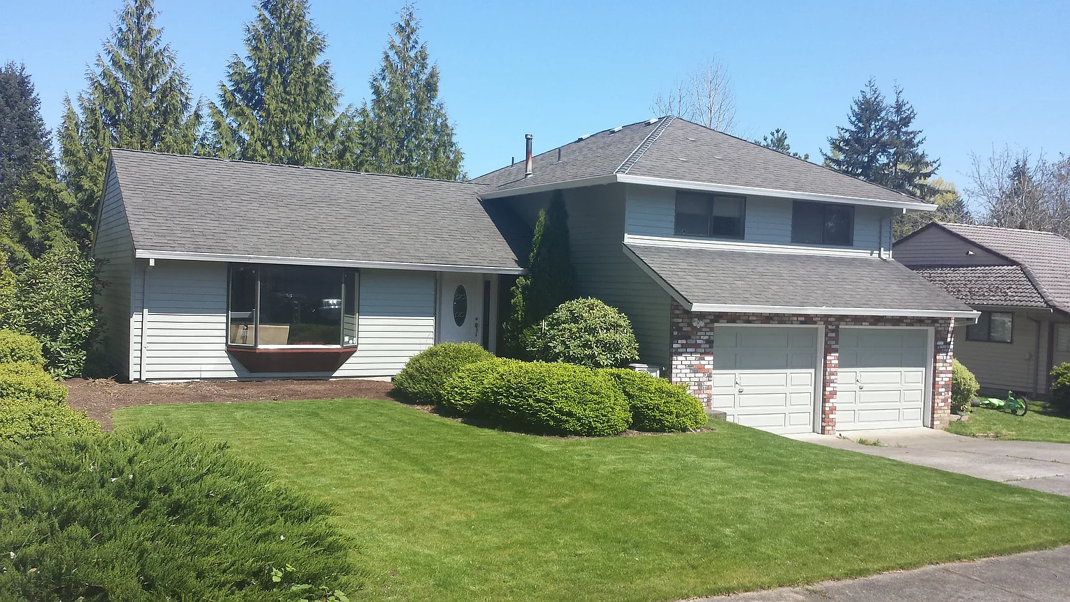 1147 NW Darnielle St photo 1