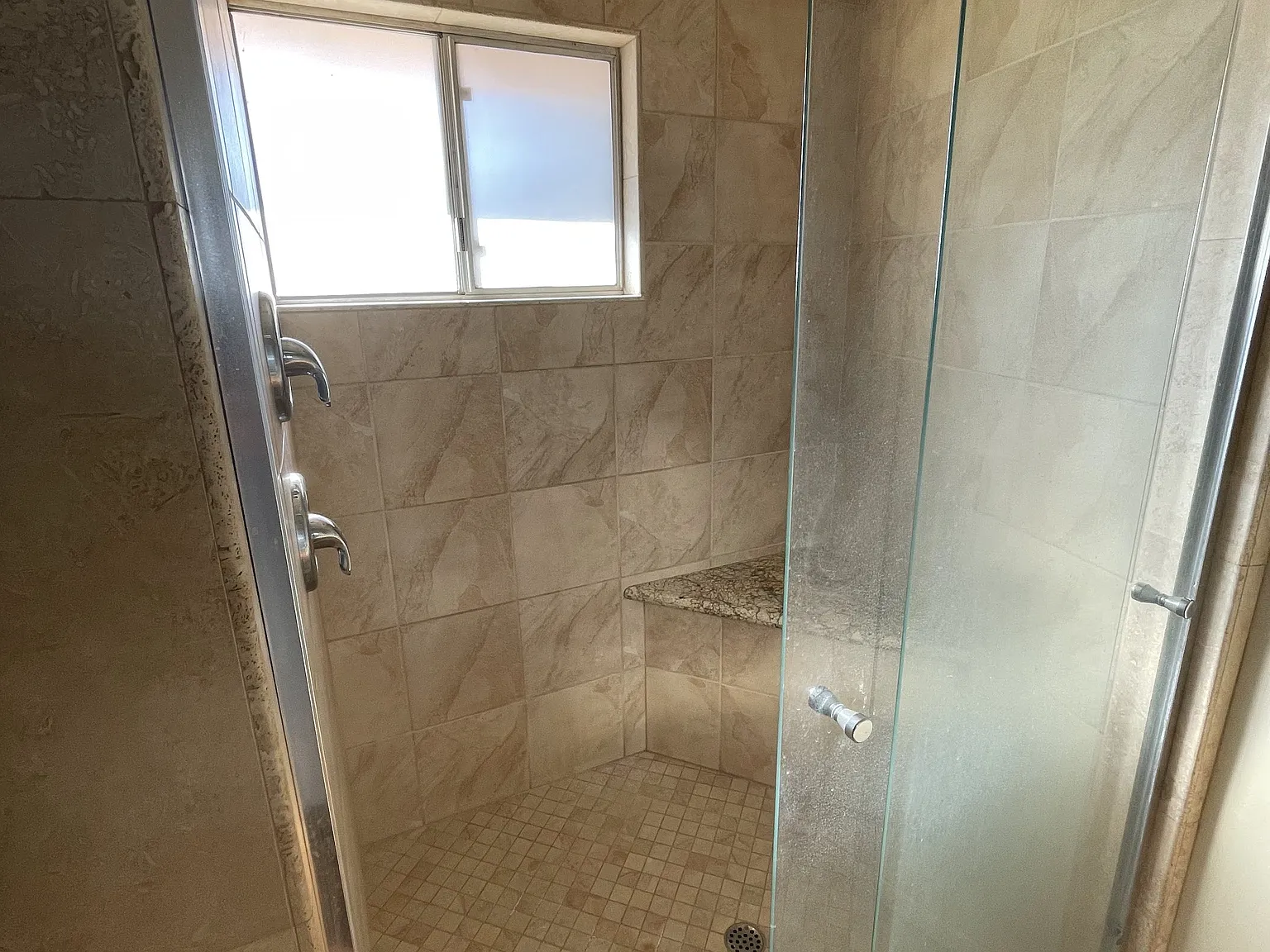 Studio, 600 sqft, $1,800 — Photo 3