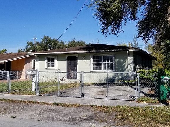 2nd image of 2041 NW 154th St